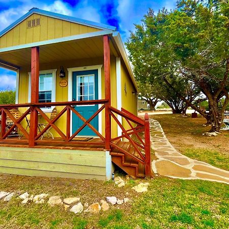 Hotel The Alexander At Creek Road Dripping Springs Exterior foto