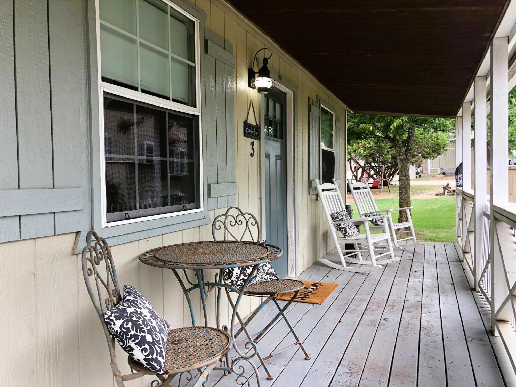 Hotel The Alexander At Creek Road Dripping Springs Exterior foto